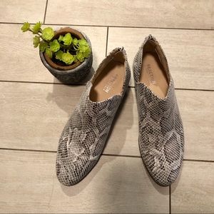 Kenneth Cole Reaction Snakeskin Bootie